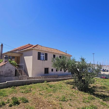 Apartment Mario Murter Exterior foto